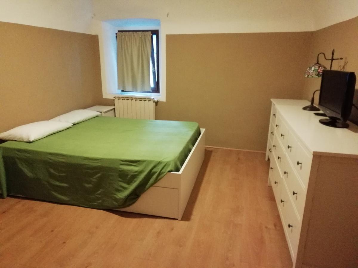Ferienwohnung San Francesco E Il Lupo Pontremoli Exterior foto