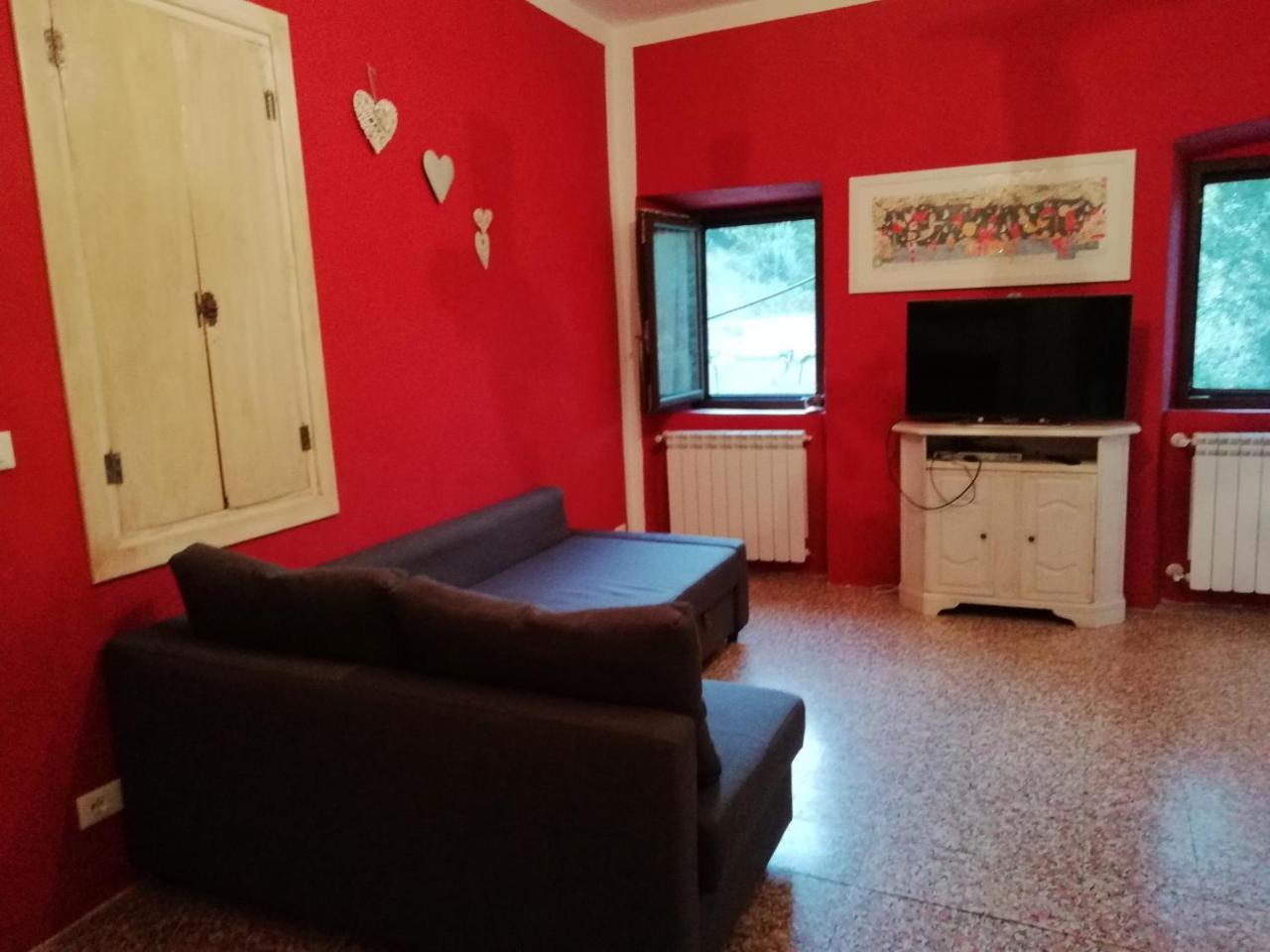 Ferienwohnung San Francesco E Il Lupo Pontremoli Exterior foto